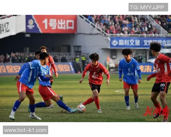 足球周刊678深度解析当季联赛焦点赛事与球员表现精彩回顾 足球周刊678深度解析当季联赛焦点赛事与球员表现精彩回顾